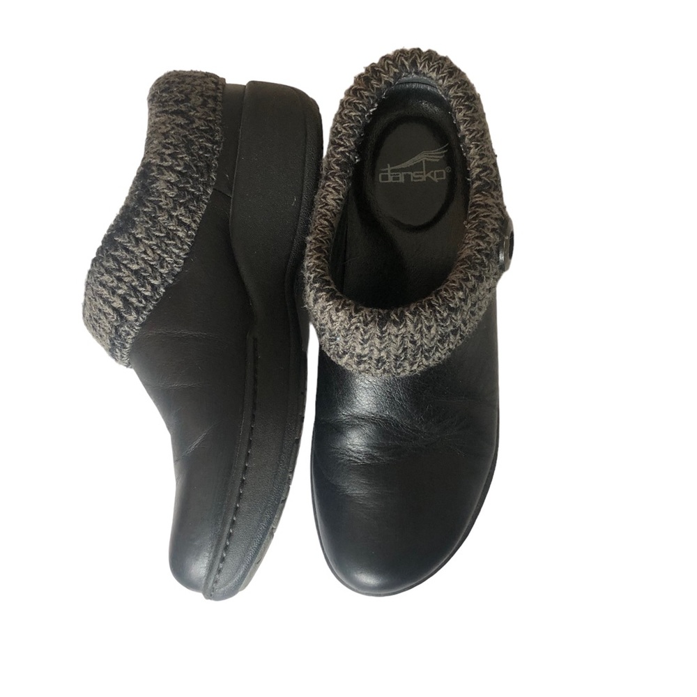 Dansko Black Leather Kenzie Clogs -- Size 38